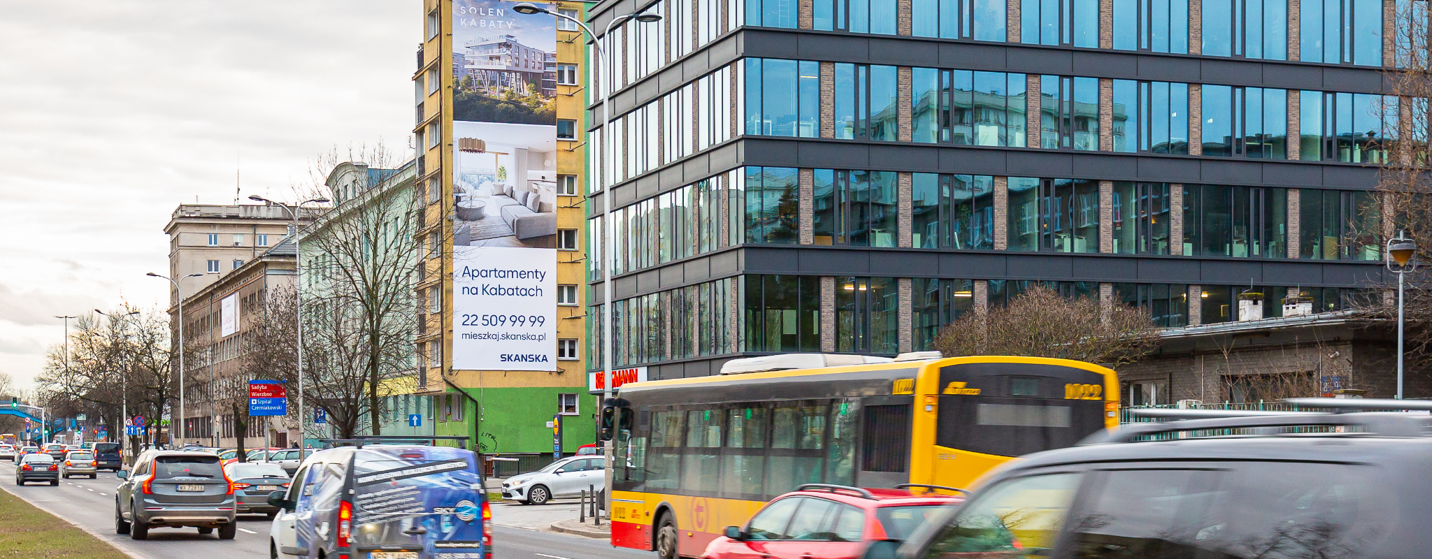 reklama na Czerniakowskiej w Warszawie